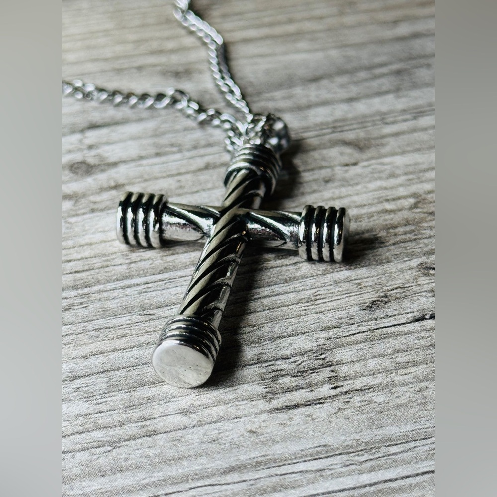 Silver Cross Pendant Necklace - Picture 3 of 4